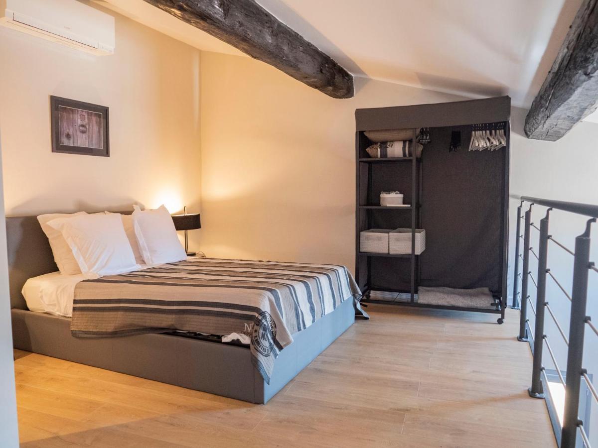 Cozy Nest In The Center Of Isle Sur La Sorgue For 4 People Apartment LʼIsle-sur-la-Sorgue Exterior foto